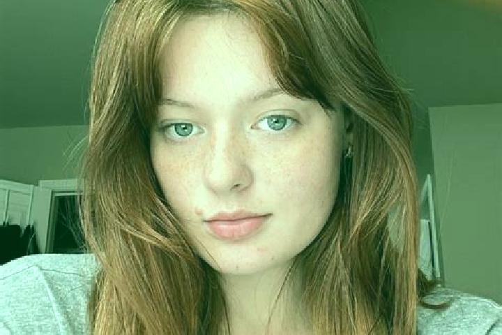 Lillian, 31, a red grey-eyed european companion based in Angulo. Offering Fetish, Deep French Kissing, Roleplay. Available for incall and outcall, day and ev...