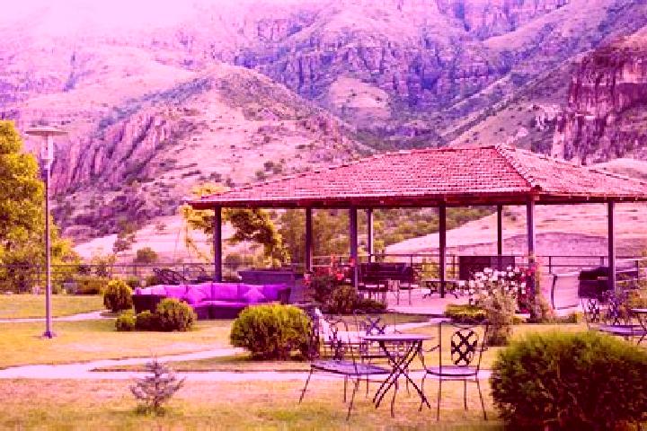 Lillian, 31 — Escort in Agarak i, Georgia