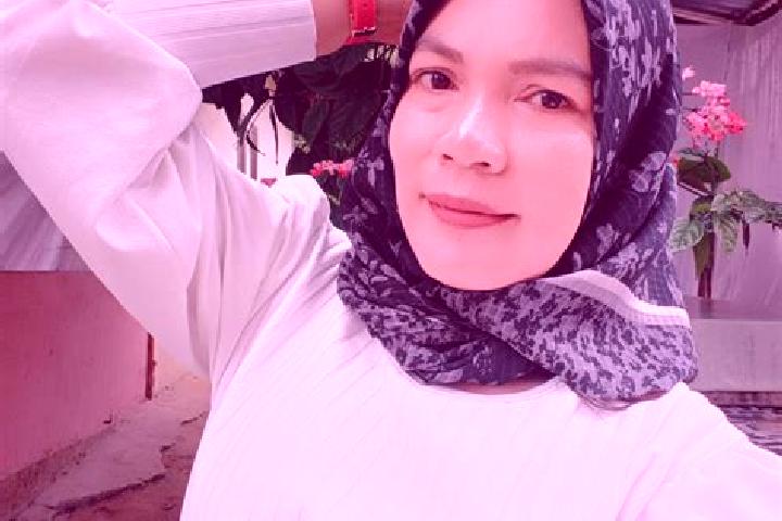 Lillian, 31 — Escort in Bangkinang, Indonesia