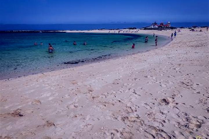 Lillian, 31 — Escort in El Cotillo, Spain