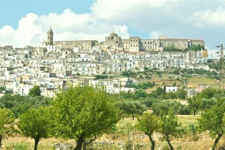Lillian, 31 — Escort in Gioia del Colle, Italy
