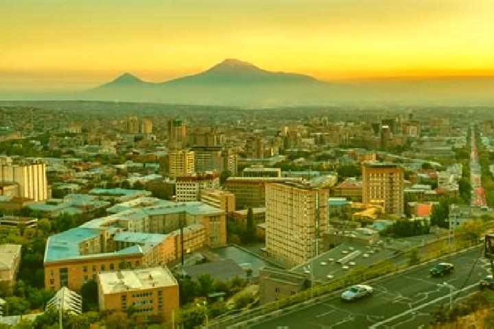 Lillian, 31 — Escort in Monteavan, Armenia