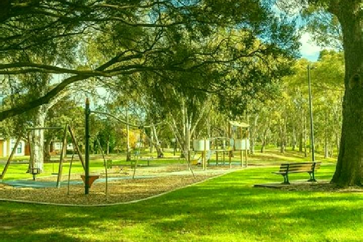 Lillian, 31 — Escort in Torrens Park, Australia
