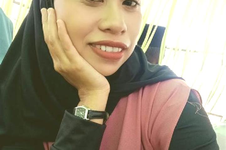 Lillian, 31 — Escort in Tundagan, Indonesia
