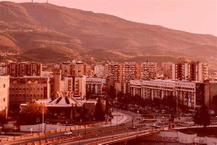 Lillian, 31 — Escort in Vozarci, North Macedonia