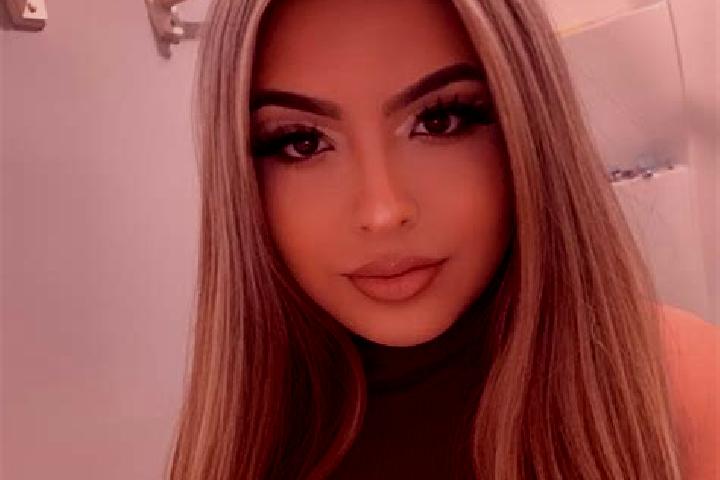 Lillian, 32, a red blue-eyed latina companion based in Wood Dale. Offering Striptease, Party Girl, A-Level. Available for incall and outcall, overnight booki...