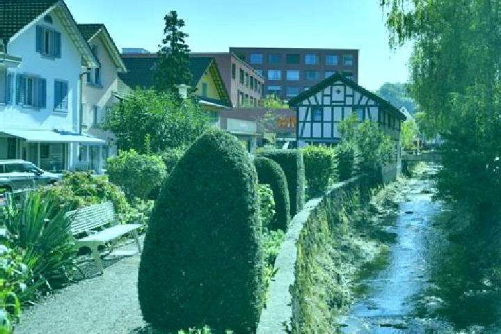 Lillian, 32 — Escort in Affoltern / Sonnenberg, Switzerland