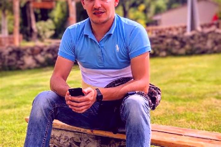 Lillian, 32 — Escort in Argavand, Armenia