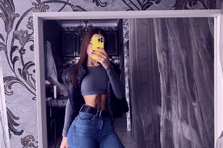 Lillian, 32 — Escort in Nenas, Indonesia