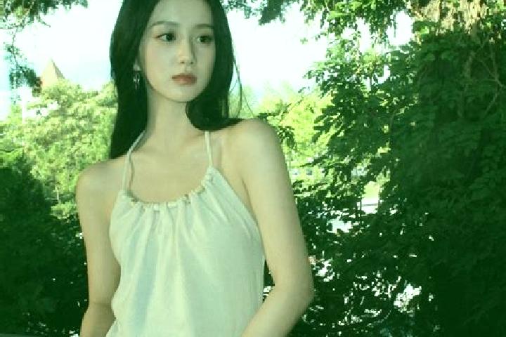 Lillian, 32 — Escort in Shangen, China