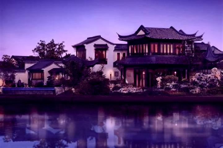 Lillian, 32 — Escort in Taohuayuan, China