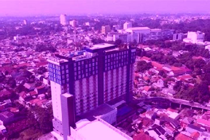Lillian, 32 — Escort in Tegallega, Indonesia