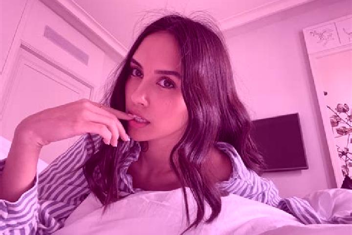Lillian, 33, a black brown-eyed mediterranean companion based in Kadoma. Offering Couples, Travel Companion, Girlfriend Experience. Available for incall and ...