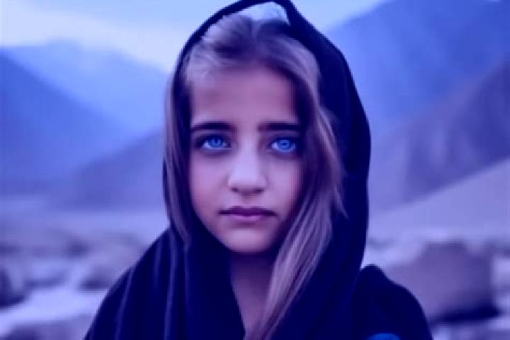 Lillian, 33, a blonde amber-eyed middle eastern companion based in Cromvoirt. Offering Tantra, Couples, Girlfriend Experience, BDSM. Available for incall and...