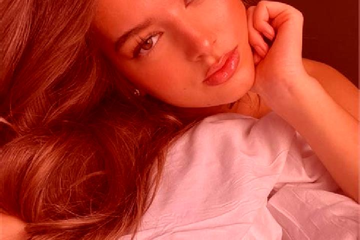 Lillian, 33, a chestnut green-eyed latina companion based in Sandulita. Offering BDSM, Deep French Kissing, Massage. Available for incall and outcall, overni...