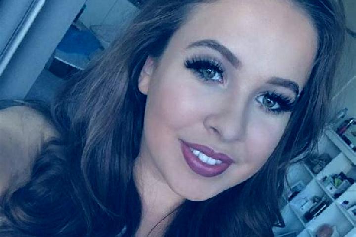 Lillian, 33, a dark blonde amber-eyed caribbean companion based in Kokhanovo. Offering GFE, Prostate Massage, Tantra, 69, CIM. Available for incall and outca...