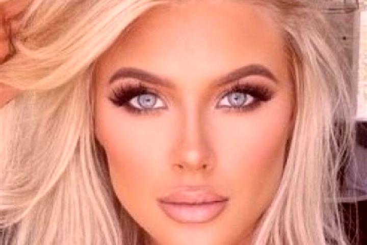 Lillian, 33, a platinum blonde grey-eyed caribbean companion based in Saloghlu. Offering Party Girl, Fetish, OWO, CIM, GFE. Available for incall and outcall,...