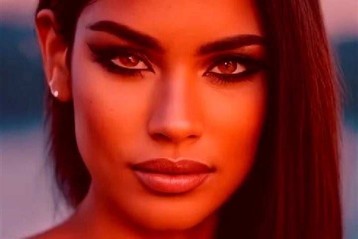Lillian, 33, a red dark-eyed latina companion based in Duiwelskloof. Offering Fetish, GFE, Erotic Massage, Party Girl. Available for incall and outcall, over...