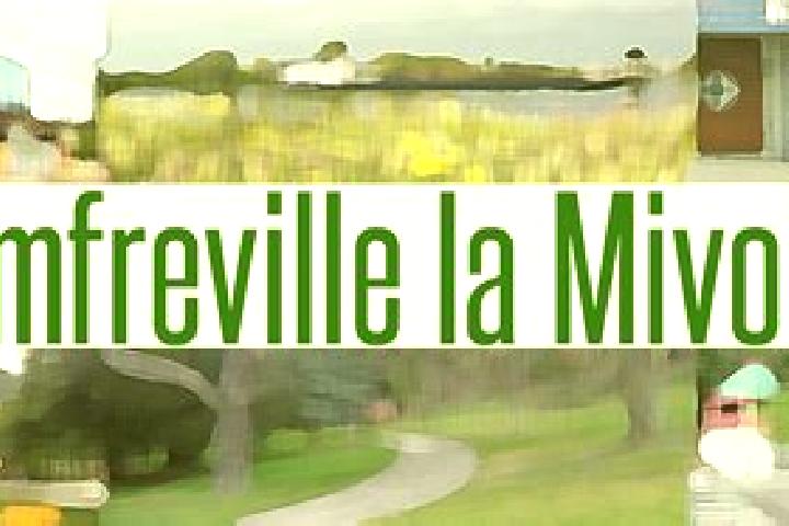 Lillian, 33 — Escort in Amfreville-la-Mi-Voie, France