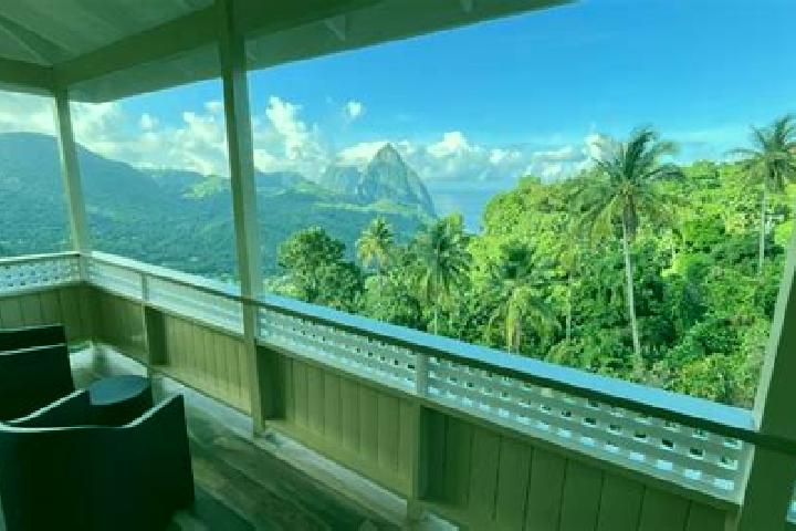 Lillian, 33 — Escort in Soufriere, Dominica