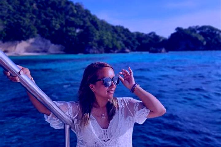 Lillian, 33 — Escort in Warneet, Australia