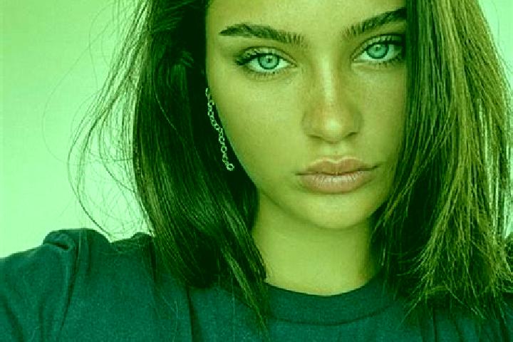 Lillian, 34, a brunette blue-eyed european companion based in Bray. Offering Overnight, Erotic Massage, GFE. Available for incall and outcall, day and evenin...