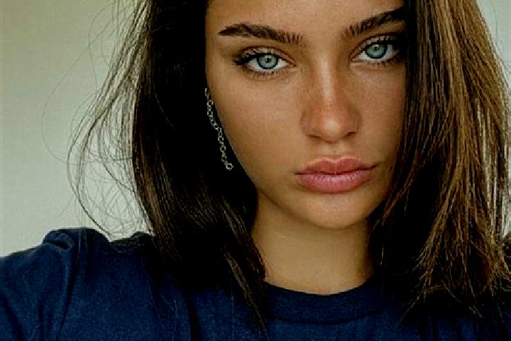 Lillian, 34, a brunette blue-eyed european companion based in Chiknayakanhalli. Offering Striptease, CIM, GFE, 69. Available for incall and outcall, overnigh...