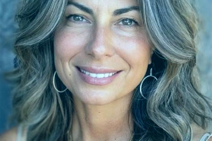 Lillian, 34, a brunette grey-eyed caucasian companion based in Barsana. Offering Deep French Kissing, Striptease, Girlfriend Experience, OWO. Available for i...
