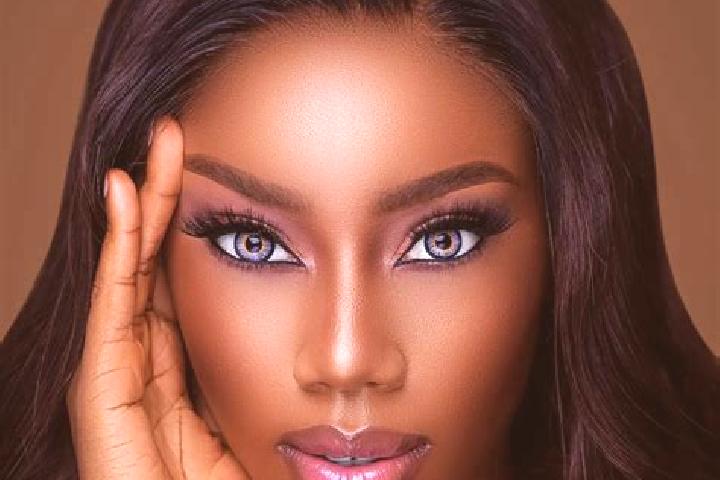 Lillian, 34, a dark blonde blue-eyed ebony companion based in Sugar Land. Offering Girlfriend Experience, Duos, Fetish. Available for incall and outcall, day...