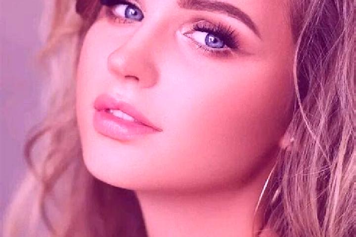 Lillian, 34, a dark blonde blue-eyed slavic companion based in Sodus. Offering Travel Companion, Massage, Deep French Kissing, Erotic Massage. Available for ...
