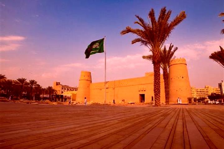 Lillian, 34 — Escort in Al Majma ah, Saudi Arabia