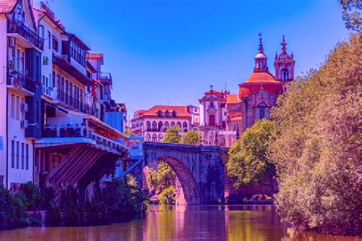 Lillian, 34 — Escort in Arranho, Portugal