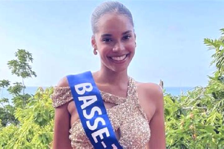 Lillian, 34 — Escort in Gaillefontaine, France