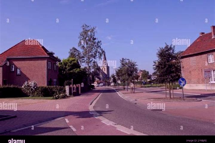 Lillian, 34 — Escort in Meeuwen, Belgium