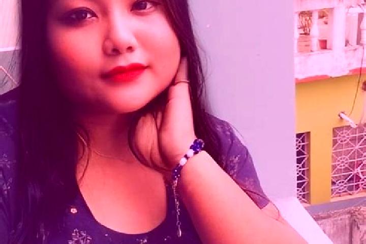 Lillian, 34 — Escort in Munung, Indonesia