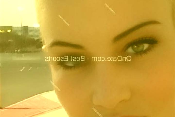 Lillian, 34 — Escort in Noaptesa, Romania