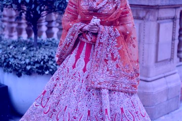 Lillian, 34 — Escort in Panipat Taraf Rajputan, India
