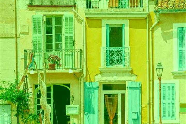 Lillian, 34 — Escort in Souesmes, France
