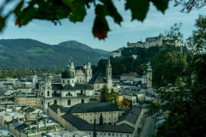 Lillian, 34 — Escort in Unterwagram, Austria