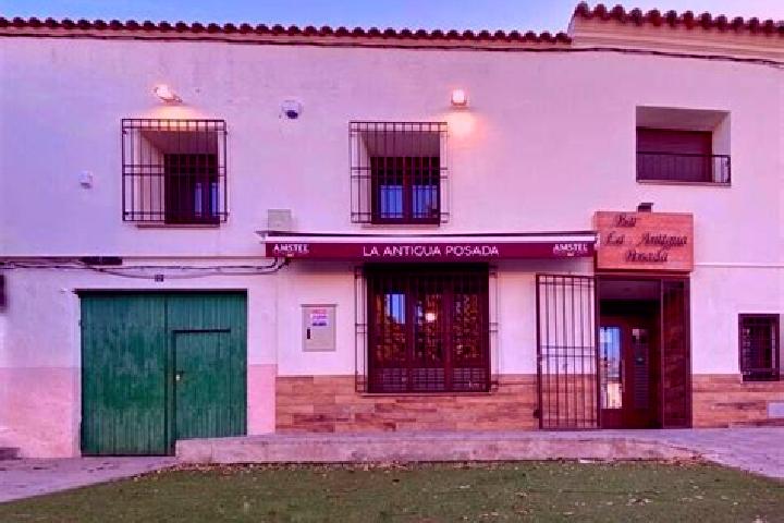 Lillian, 34 — Escort in Villanueva de Bogas, Spain