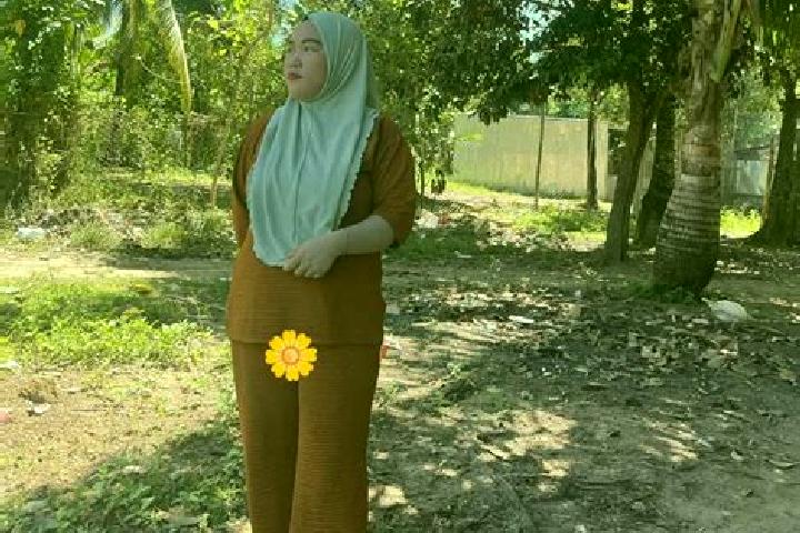Lillian, 34 — Escort in Weda, Indonesia