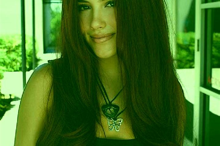 Lillian, 35, a auburn dark-eyed slavic companion based in Bacaoani. Offering GFE, OWO, Deep French Kissing. Available for incall and outcall, day and evening...