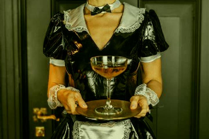 Lillian, 35, a black brown-eyed caucasian companion based in Woja. Offering A-Level, Fetish, Dinner Date, Girlfriend Experience. Available for incall and out...