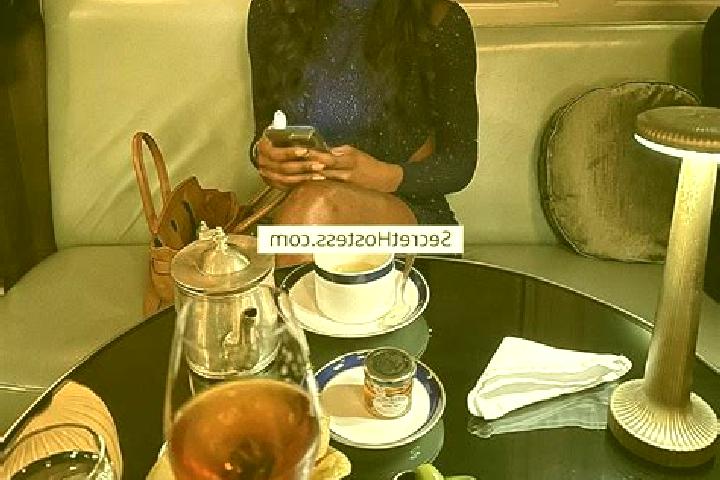 Lillian, 35, a black dark-eyed mixed companion based in Conocoto. Offering Dinner Date, GFE, Party Girl, Prostate Massage. Available for incall and outcall, ...