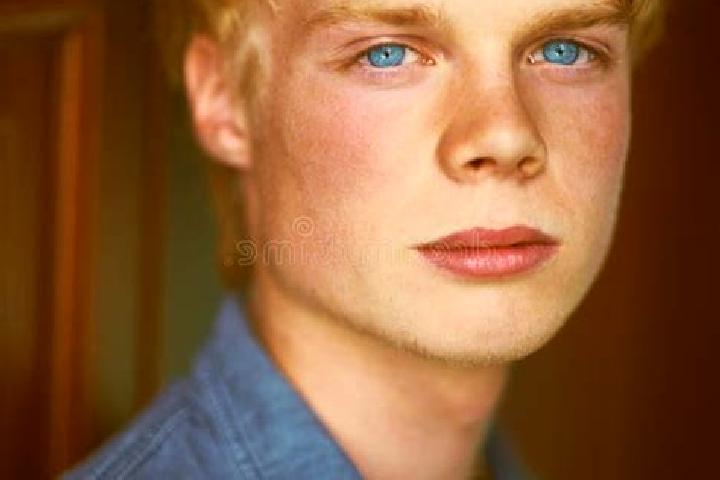 Lillian, 35, a blonde blue-eyed caucasian companion based in Jhalawar. Offering BDSM, Striptease, Dinner Date, Couples, 69. Available for incall and outcall,...
