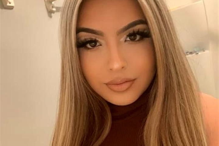 Lillian, 35, a blonde brown-eyed latina companion based in Riedering. Offering 69, OWO, Travel Companion, Couples. Available for incall and outcall, day and ...