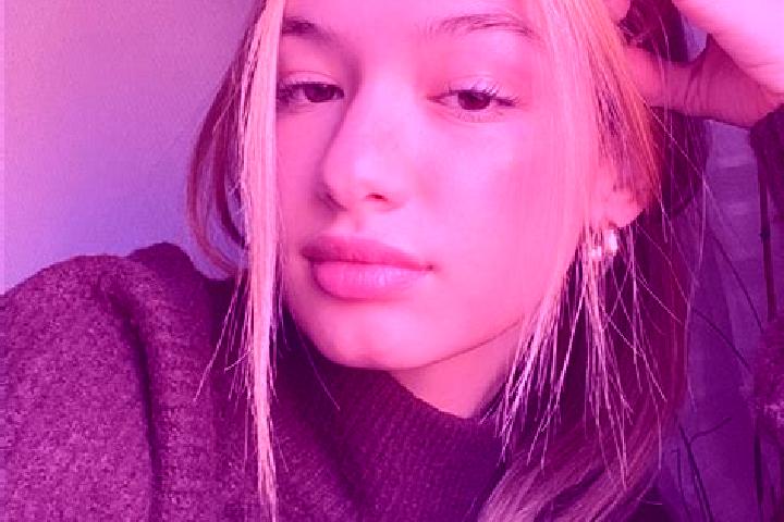 Lillian, 35, a blonde brown-eyed middle eastern companion based in Cubel. Offering Erotic Massage, 69, Striptease, Overnight. Available for incall and outcal...