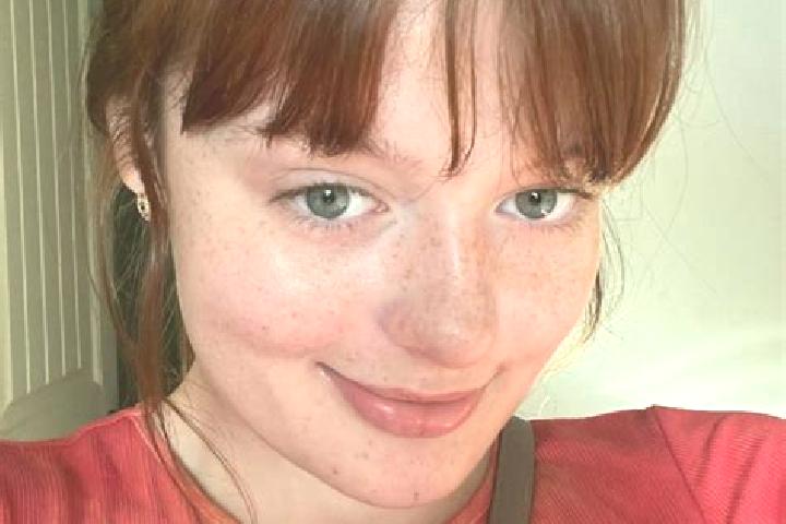 Lillian, 35, a red blue-eyed mediterranean companion based in Bishampton. Offering Striptease, Prostate Massage, Roleplay, BDSM. Available for incall and out...