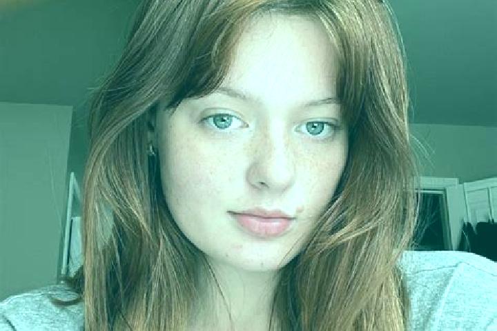 Lillian, 35, a red grey-eyed european companion based in NirDavid. Offering Striptease, CIM, Girlfriend Experience. Available for incall and outcall, day and...