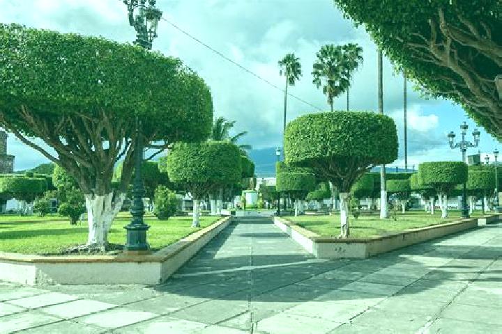 Lillian, 35 — Escort in Ahuacatlan, Mexico